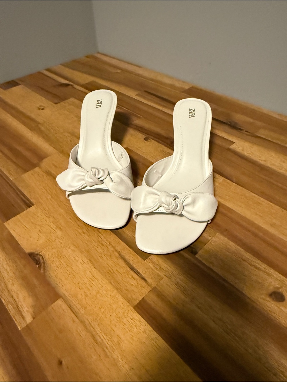 Zara White kitten heels